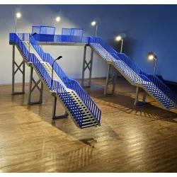 Kładka nad torami – połącznie 2 peronów – z oświetleniem H0 1:87